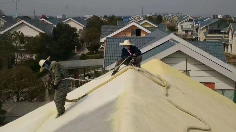在加盟聚氨酯防水涂料时，要关注以下性能指标：
